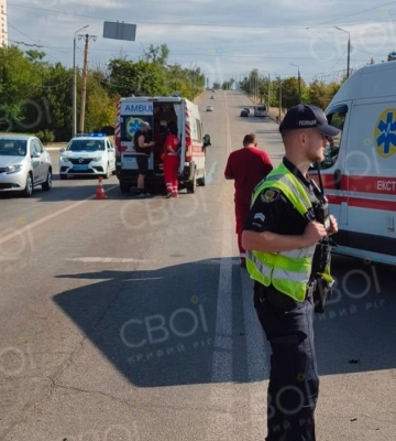 Поблизу Кривого Рогу 17-річна дівчина потрапила у три аварії поспіль