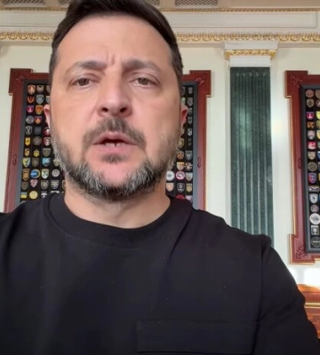 14 загиблих у Кривому Розі: Зеленський пообіцяв відповідь за удар по ТРЦ