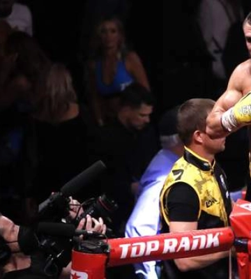 Ломаченко может провести чемпионский бой сразу после возвращения