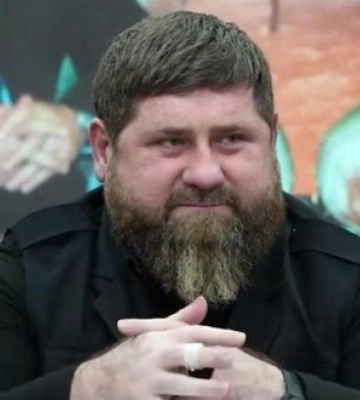 Відео Кадирова про "нараду за 7 км від Києва" на початку війни записали у секретній в’язниці в Чечні, - розслідування ЗМІ