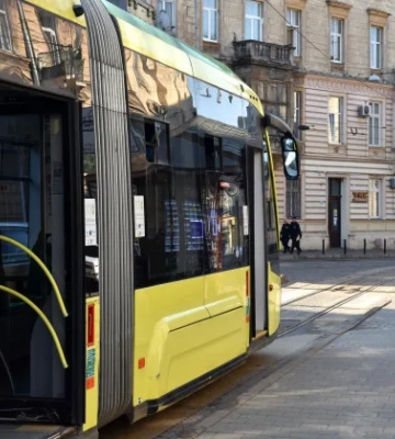 3803 ребенка без льгот: во Львове дети с инвалидностью платили за проезд