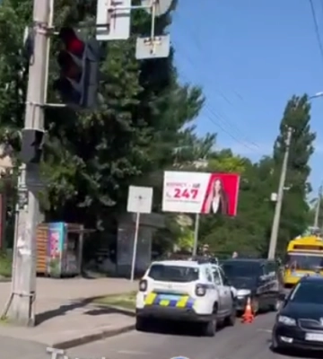 На Черкаському проспекті зіштовхнулися автівки