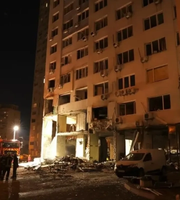 В Киеве число погибших возросло до 18, поисково-спасательные работы продолжаются