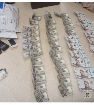 На Одещині група шахраїв виманювала гроші за «активацію позик» у бажаючих отримати швидкі кредити