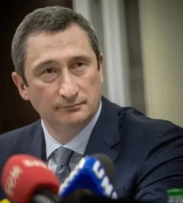 ВАКС разрешил снять электронный браслет с бывшего вице-премьера Чернышова
