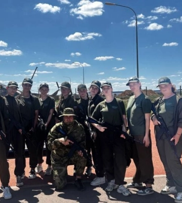 Половину школьных уроков — на военную подготовку: что ждет детей Мелитополя с 1 сентября