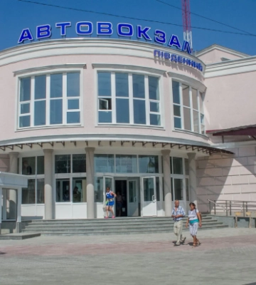 Автобуси й маршрутки масово перевіряють: техстан, дозволи, перевтома водіїв