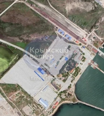 СБУ вночі уразила дронами російську авіабазу Джанкой та порт у Керчі у Криму