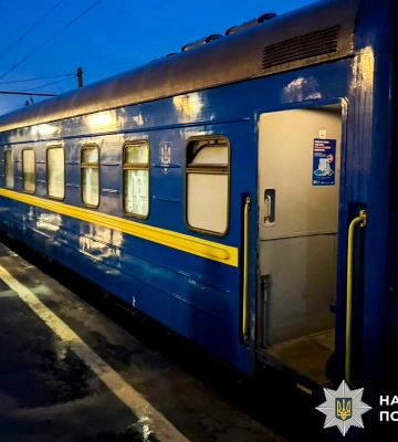 На вокзалі під колесами поїзда «Ковель – Одеса / Ковель – Дніпро» загинув чоловік