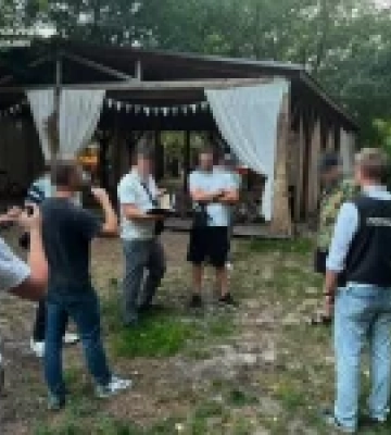 Заступнику директора столичного Гідропарку повідомили про підозру в одержанні 1,5 млн грн хабаря