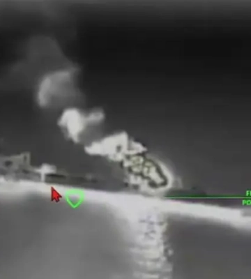 Уражено дев'ять танкерів РФ в Азовському морі за ніч (відео)