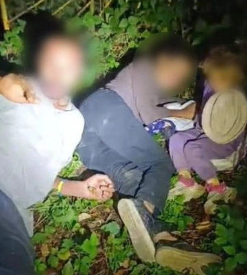На Тячівщині виявили двох дорослих з дитиною, які спали на вулиці