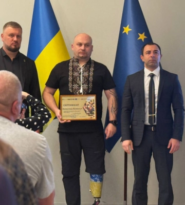 У Чернівцях вручили сертифікати на житло ветеранам та членам родин полеглих
