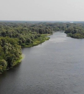 На Черкащині другий день шукають чоловіка, який зник під час катання на SUP‐дошці