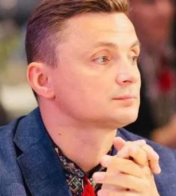 Получение взятки от волонтера: бывшему председателю Тернопольского облсовета Головку оставили приговор в 9 лет без изменений