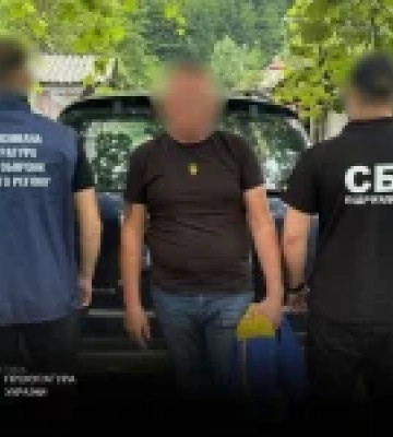 На Закарпатті затримали заступника командира військової частини за підозрою в одержанні 5 тисяч доларів хабара