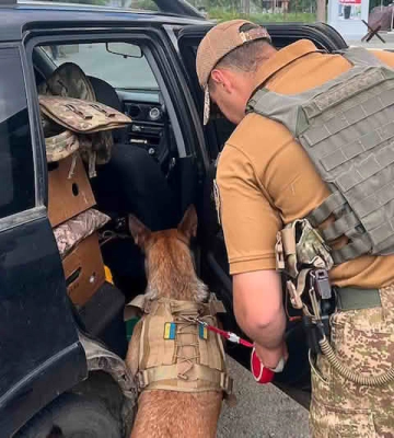 В июне на блокпостах Харькова гвардейцы изъяли более полутона взрывчатки