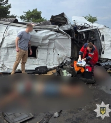 ДТП на Миколаївщині: кількість загиблих зросла, поліція розшукала водія, який, ймовірно, спровокував автопригоду