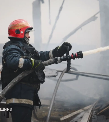 Удар по предприятию в Харькове: последствия, у женщины и ребенка – стресс 