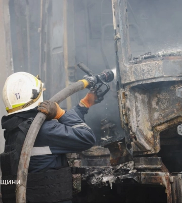 Удар по предприятию в Харькове: последствия, у женщины и ребенка – стресс 