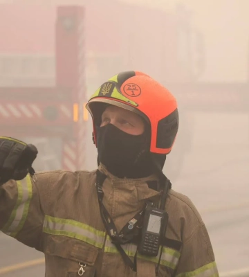 Видео: В Киеве зафиксировали попадание БПЛА в 25-этажный дом