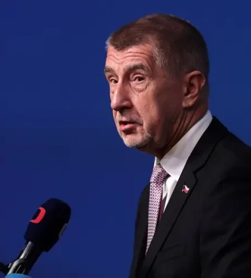 Прем'єр Чехії Бабіш заявив, що Прага не приєднається до пакета НАТО на €70 млрд для України