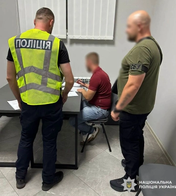 На Житомирщині начальника відділу РТЦК та СП підозрюють у хабарництві, - поліція
