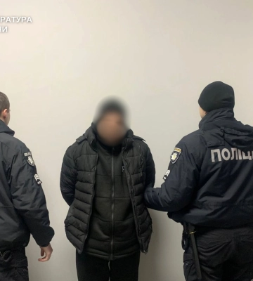 На Житомирщині збоченця судитимуть за зґвалтування сусідської дитини та виготовлення порно