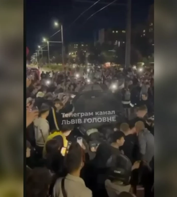 Столкновения во Львове толпы и ТЦК - реакция Минобороны не заставила себя ждать