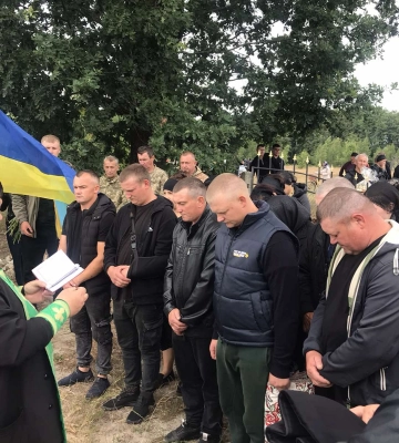Загинув понад півтора року тому: на Волині в останню путь провели Героя Степана Приймака