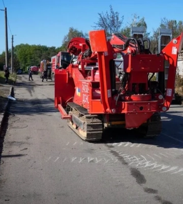 106 единиц техники и более 300 спасателей: в Вишневом четвертые сутки ликвидируют последствия обстрела РФ — фото, видео