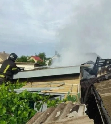 В оккупированном Мелитополе из-за неисправного генератора вспыхнул масштабный пожар, есть пострадавшие 