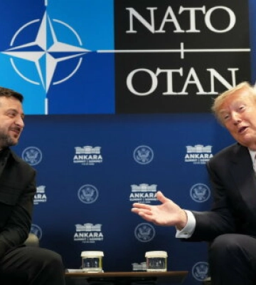 Лора Лумер відвідала Бучу: блогерка з оточення Трампа може вплинути на позицію США щодо України