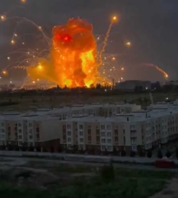Зеленський повідомив, чиї склади боєприпасів вибухнули у Вишневому