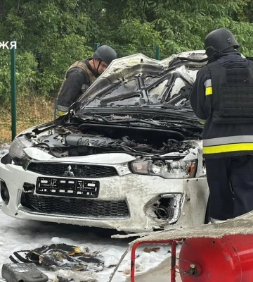 Российский БпЛА атаковал АЗС в Запорожье: спасатели уточнили количество пострадавших