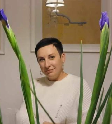 Просто пепел, – Ирина Плехова показала, что осталось от ее квартиры после атаки россиян