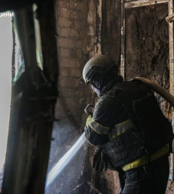 У лікарні померла жителька Херсона, яка постраждала від російського обстрілу