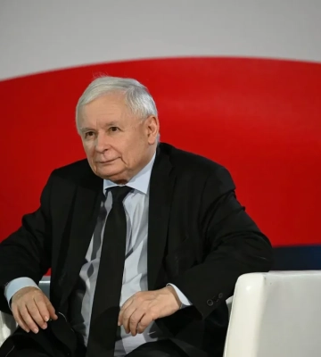 Колишній прем&amp;apos;єр Польщі: Україна не вступить до ЄС, якщо не відмовиться від вшанування Бандери та УПА