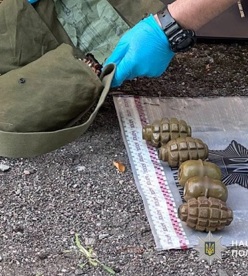У Кривому Розі затриманому чоловіку повідомлено про підозру у збуті боєприпасів