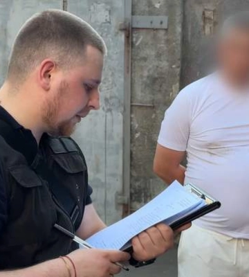 1000 літрів дизеля за "правильну" службу: як затримали офіцера ТЦК