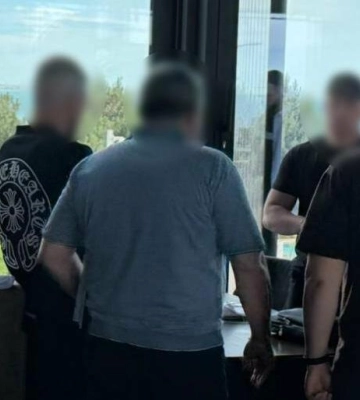 В Одесі затримали підозрюваного в організації каналу збуту кокаїну з ЄС