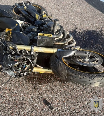 На Львівщині внаслідок карколомної ДТП на трасі загинув молодий мотоцикліст. ФОТО