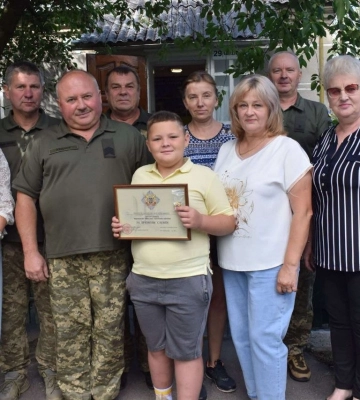 У громаді на Волині вручили державну нагороду родині загиблого Героя та відзначили військового