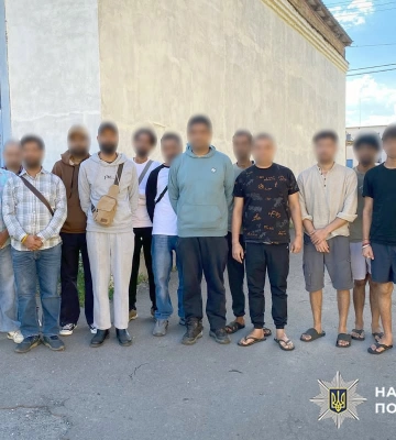 На Хмельниччині поліція викрила групу нелегальних мігрантів. ФОТО
