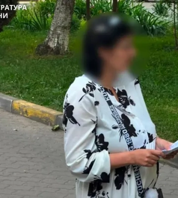 Багатодітна мати намагалася продати новонародженого сина за 20 тисяч доларів, - Офіс генпрокурора