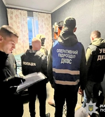 На Рівненщині чоловік підкупив працівника колонії, щоб постачати у заклад наркотоки