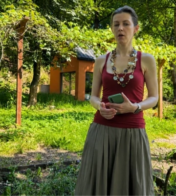 Від сміття до врожаю. Як у Львові працює міський громадський сад-город для всіх охочих