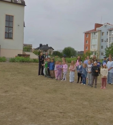 "Можливість подарувати дитинство": п'ятиденний дитячий духовно-патріотичний табір провели у Рівному