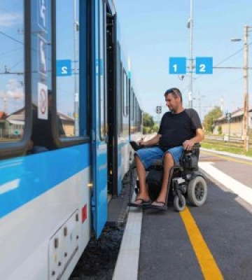 Пів мільйона доларів на одну громаду: Закарпаття струсоне небачений фінансовий бум, але є жорстка умова