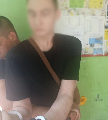 У Києві під час конфлітку між компаніями молодиків один із них порізав іншого